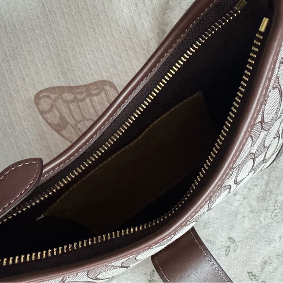 Coach Originale Hasptonasignature Jacquard Hobo Bag - Picture 3 of 16